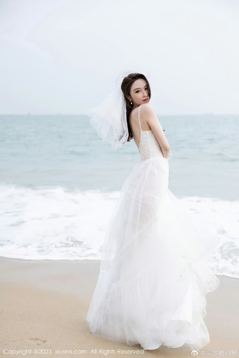 草逼免费视频用户社区与草草电影精彩瞬间